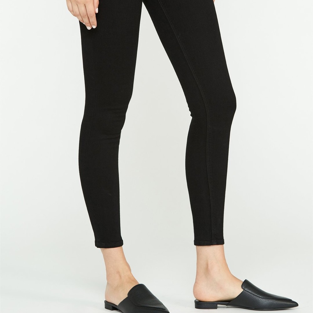 Hudson Nico Mid-Rise Skinny Supermodel Black Jean